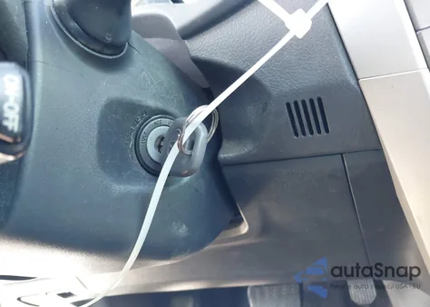 2013 Toyota Corolla Base из США, поврежденный, VIN 2T1BU4EE0DC959693